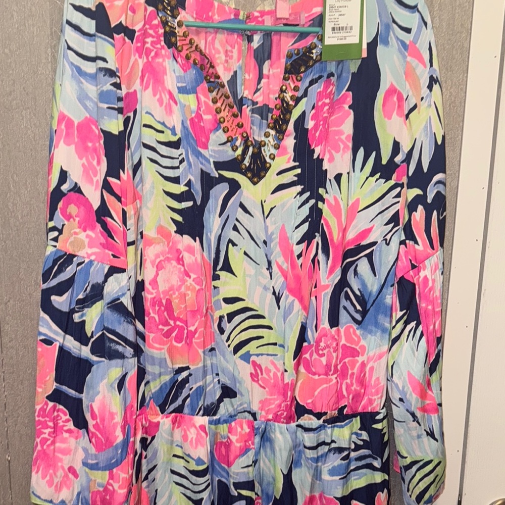 Lilly Pulitzer nwt Floral Print romper  with V-Neck